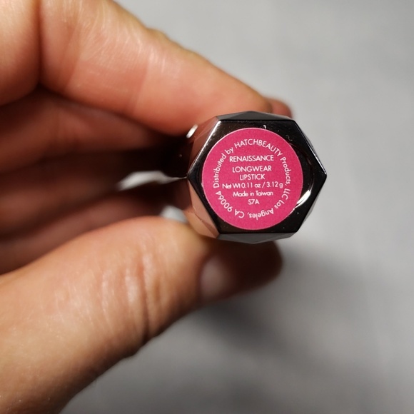 Kristofer Buckle longwear lipstick - Picture 4 of 4